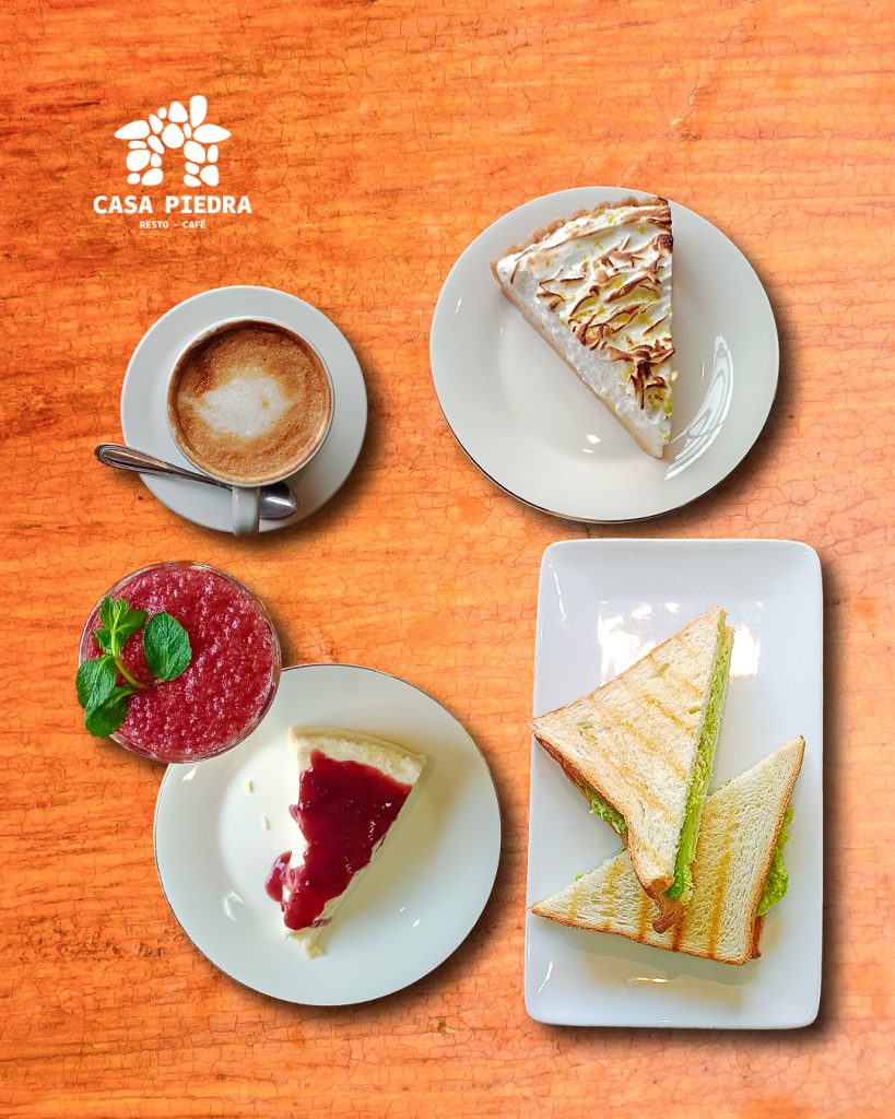 Desayuno sin horario en Casa Piedra Resto Café Quilpué